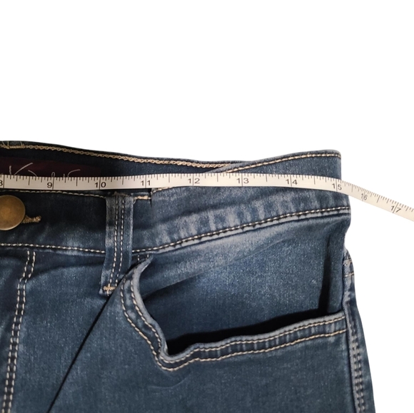 GLORIA VANDERBILT distresses jeans 12 - Picture 3 of 7